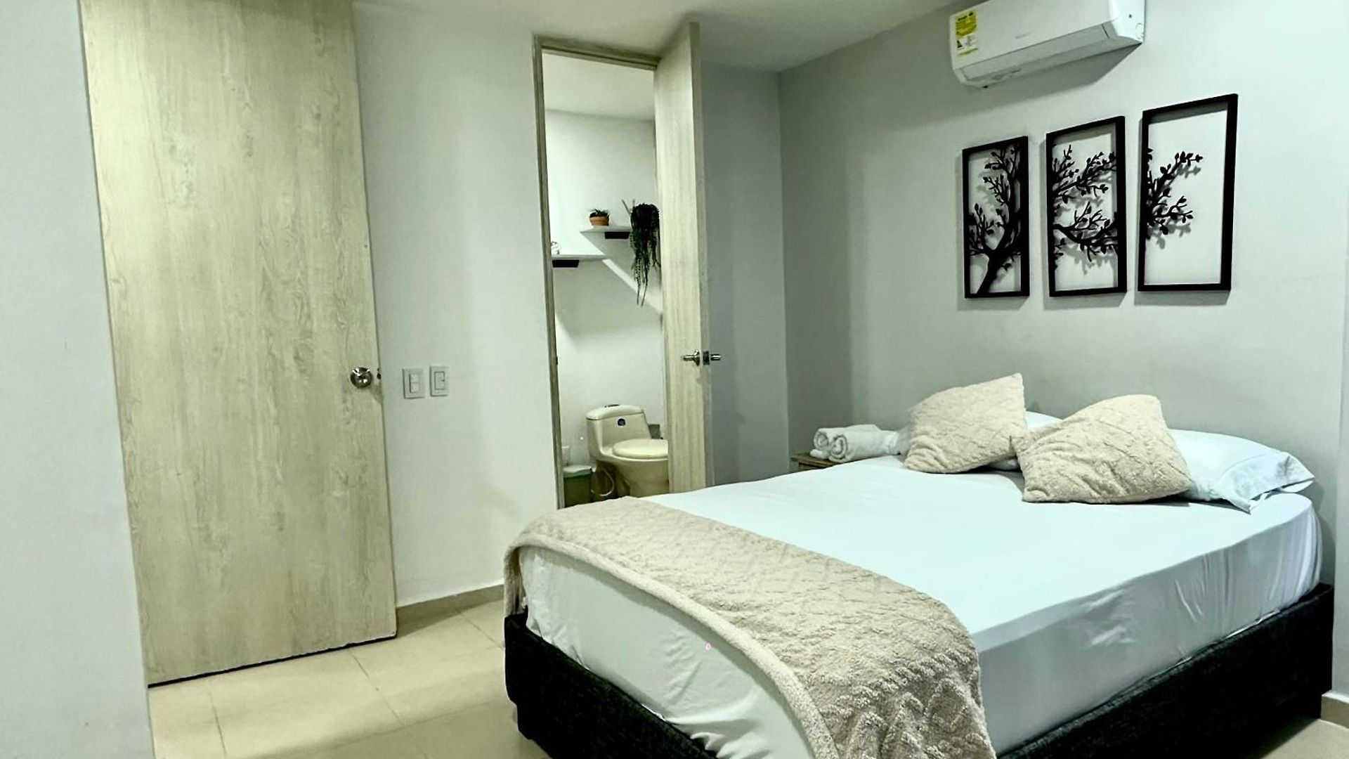 Apartamento Amoblado En Cartagena, Cerca Al Aeropuerto Y Al Centro Historico Cartagena