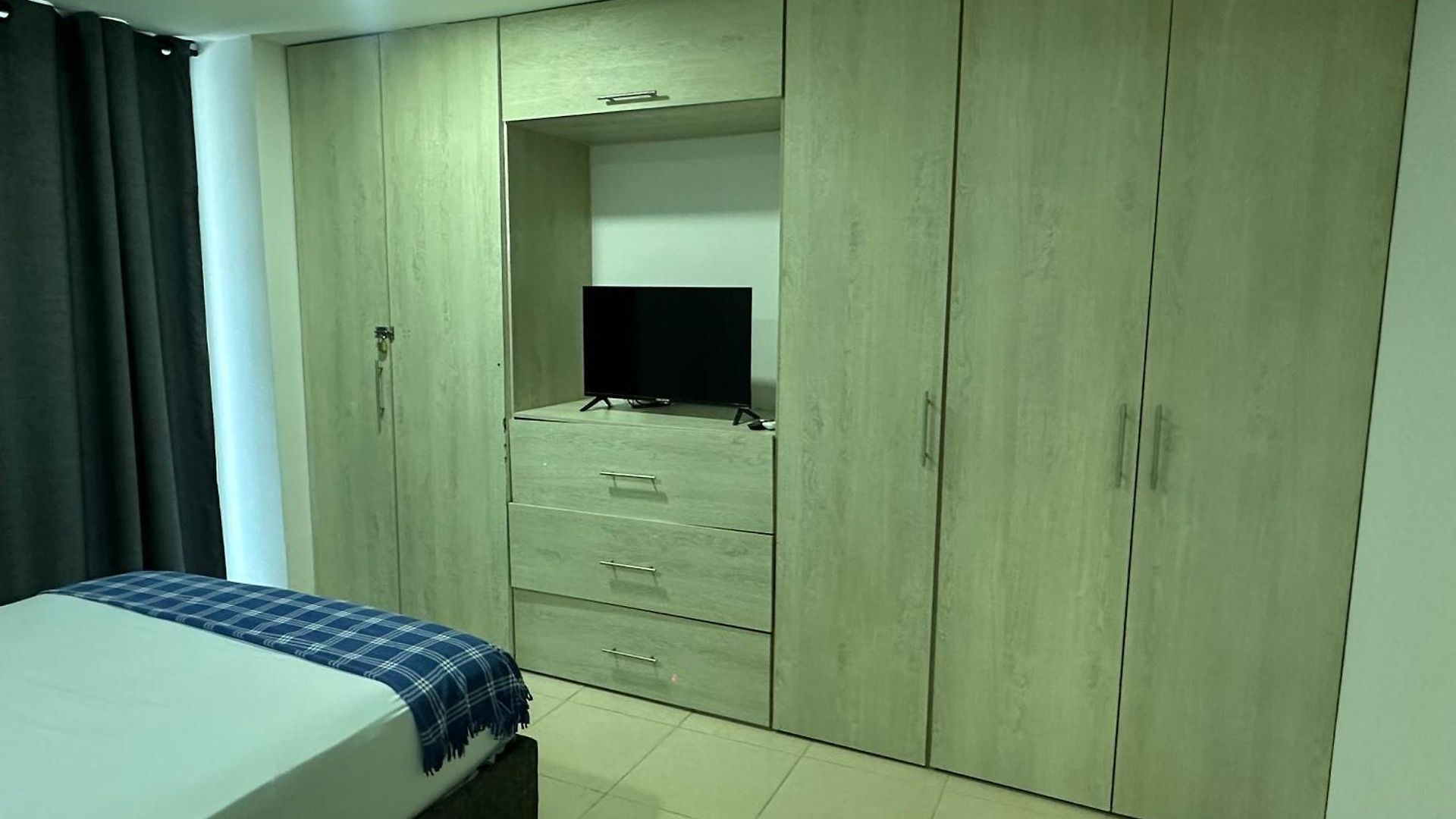 Amoblado En Cartagena, Cerca Al Aeropuerto Y Al Centro Historico Apartamento *