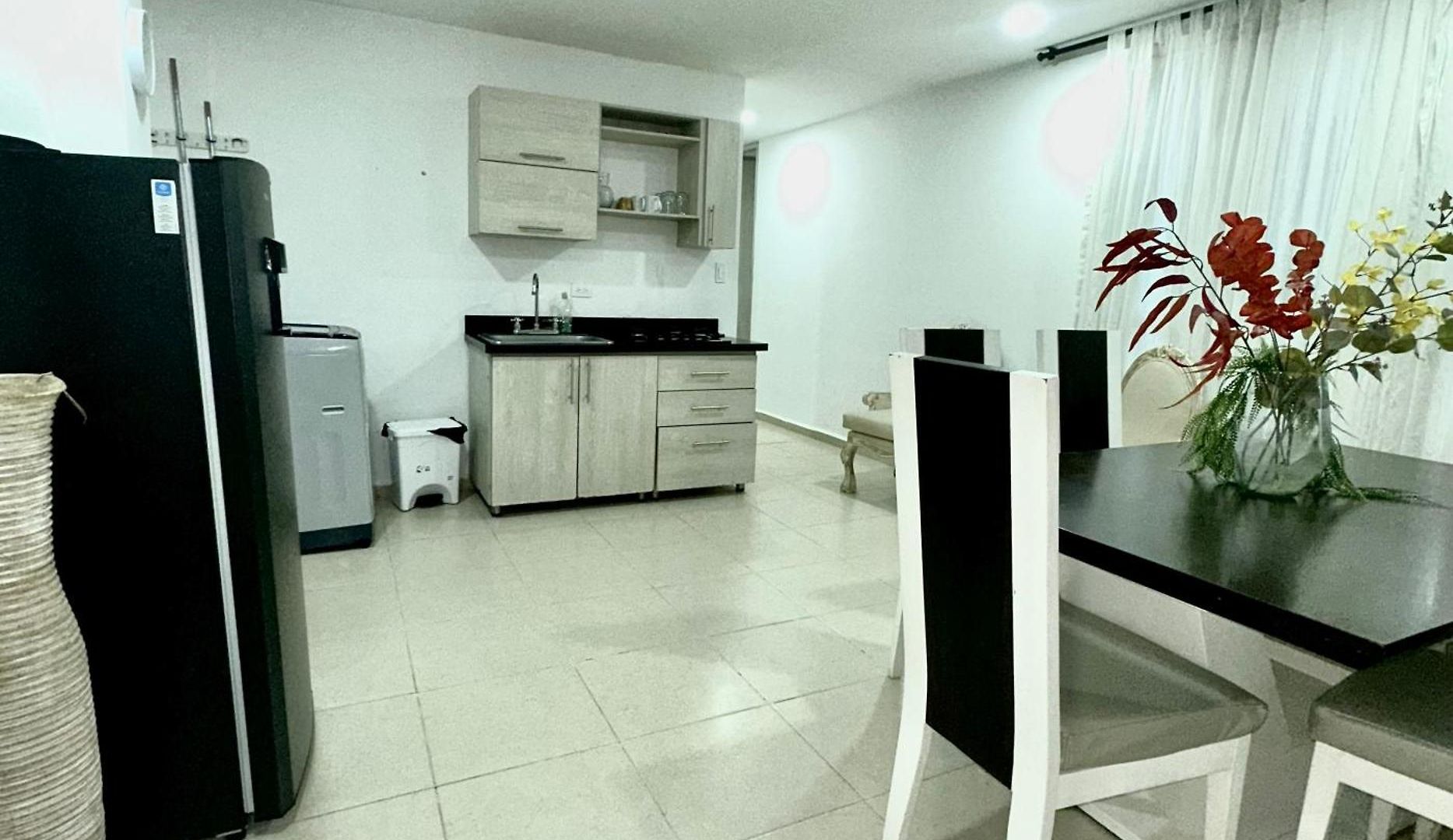 Amoblado En Cartagena, Cerca Al Aeropuerto Y Al Centro Historico Apartamento *