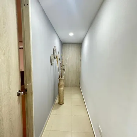 Amoblado En Cartagena, Cerca Al Aeropuerto Y Al Centro Historico Apartamento Cartagena