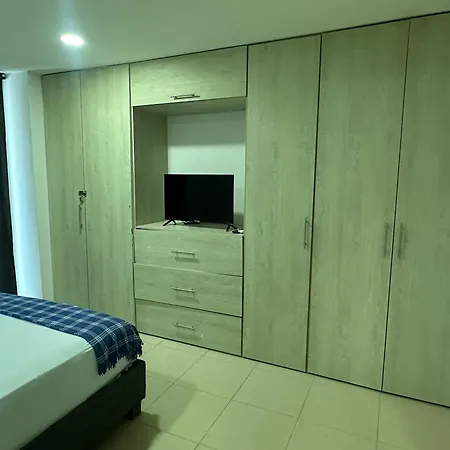 Amoblado En Cartagena, Cerca Al Aeropuerto Y Al Centro Historico Apartamento *