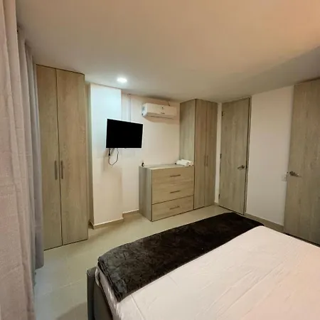 Apartamento Amoblado En Cartagena, Cerca Al Aeropuerto Y Al Centro Historico *
