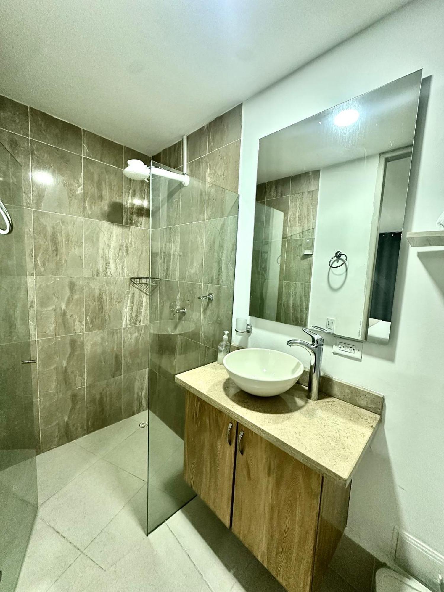 Amoblado En Cartagena, Cerca Al Aeropuerto Y Al Centro Historico * Cartagena