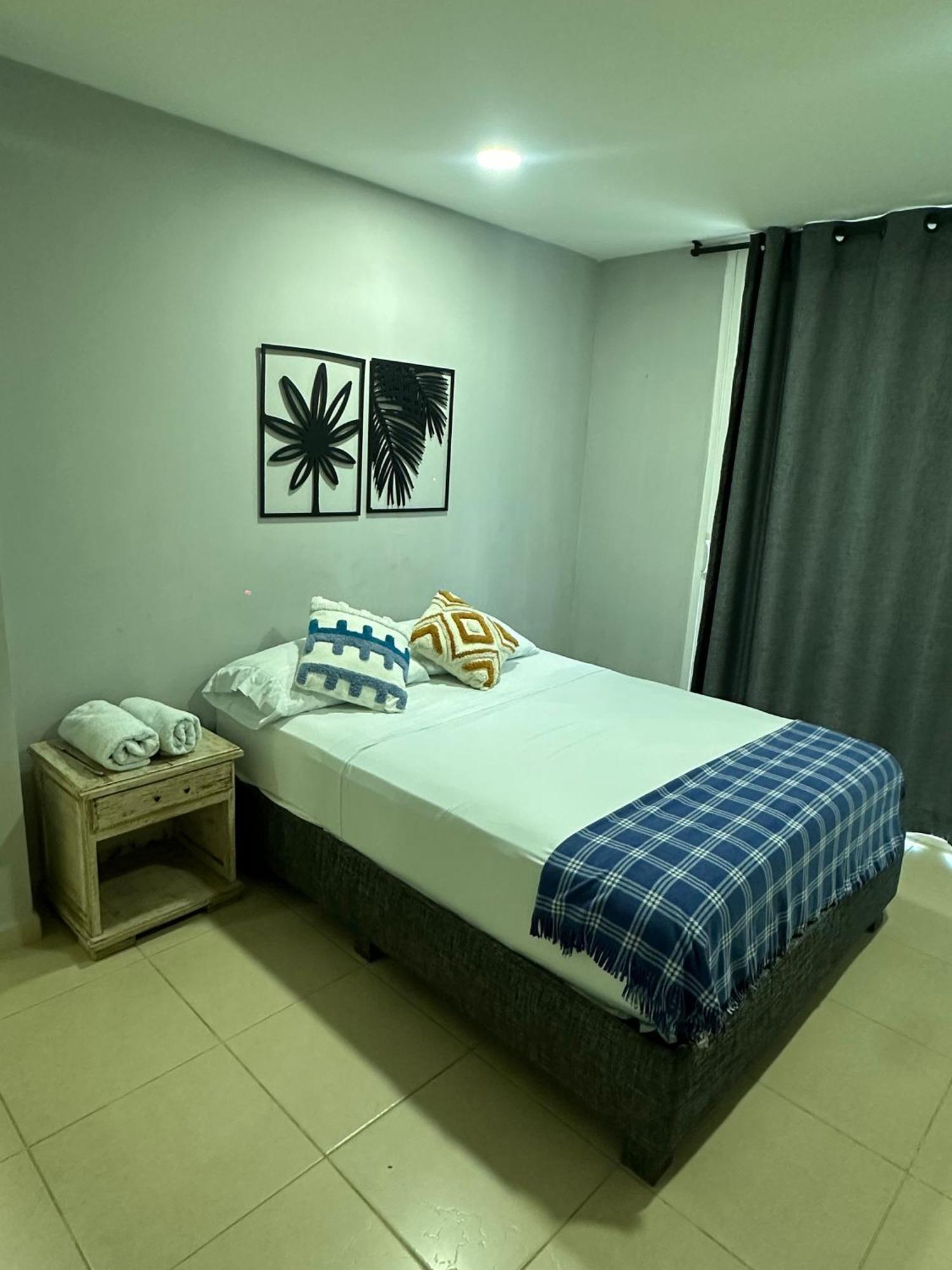 Amoblado En Cartagena, Cerca Al Aeropuerto Y Al Centro Historico * Cartagena