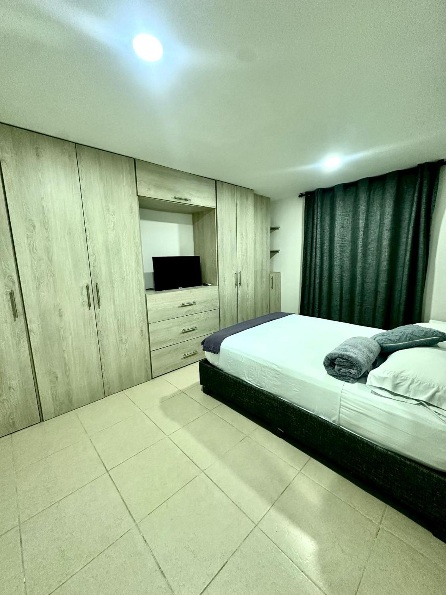 Amoblado En Cartagena, Cerca Al Aeropuerto Y Al Centro Historico * Cartagena